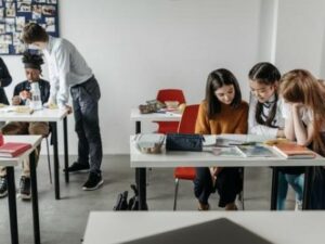 תהליך הכוון תעסוקתי ( 3 פגישות) במרכז "שבילים לתעסוקה"